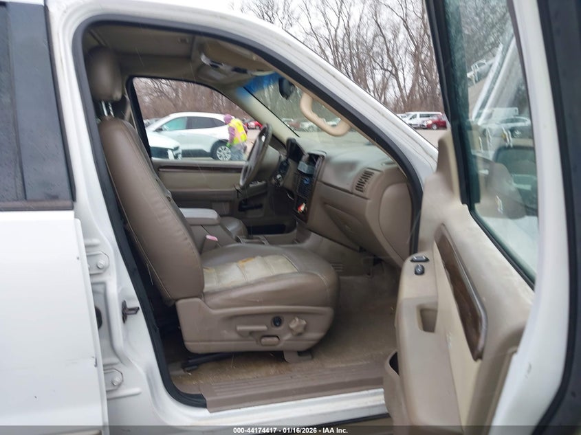 2005 Ford Explorer Eddie Bauer