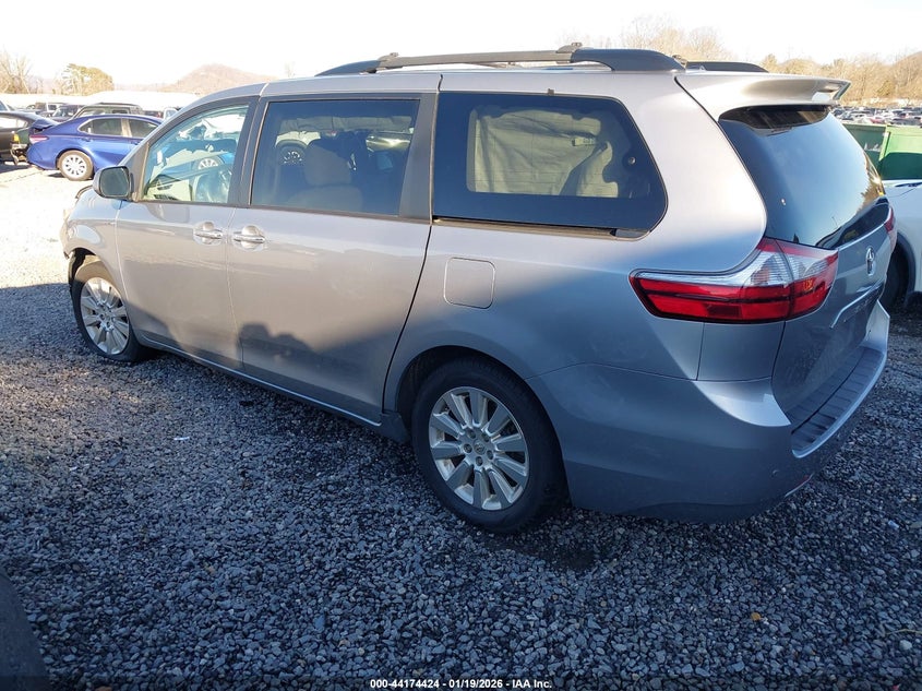 2016 Toyota Sienna Xle 7 Passenger