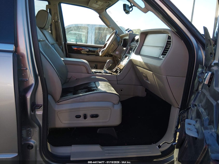 2008 Lincoln Navigator