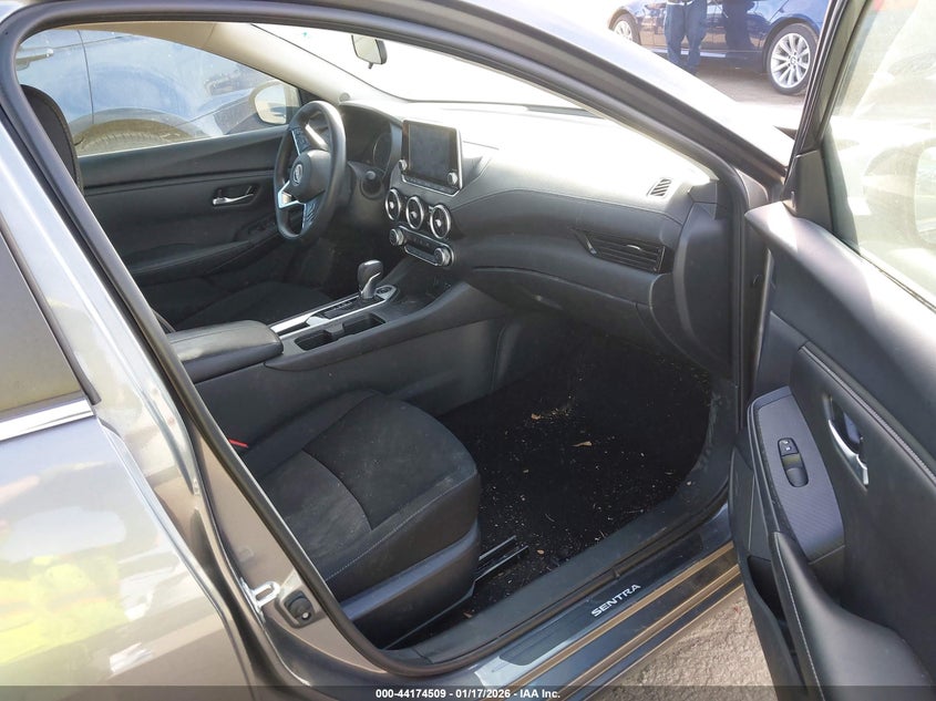 2024 Nissan Sentra Sv Xtronic Cvt