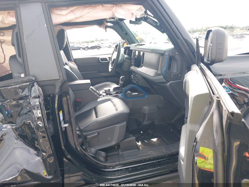 2024 FORD BRONCO auction photo 5