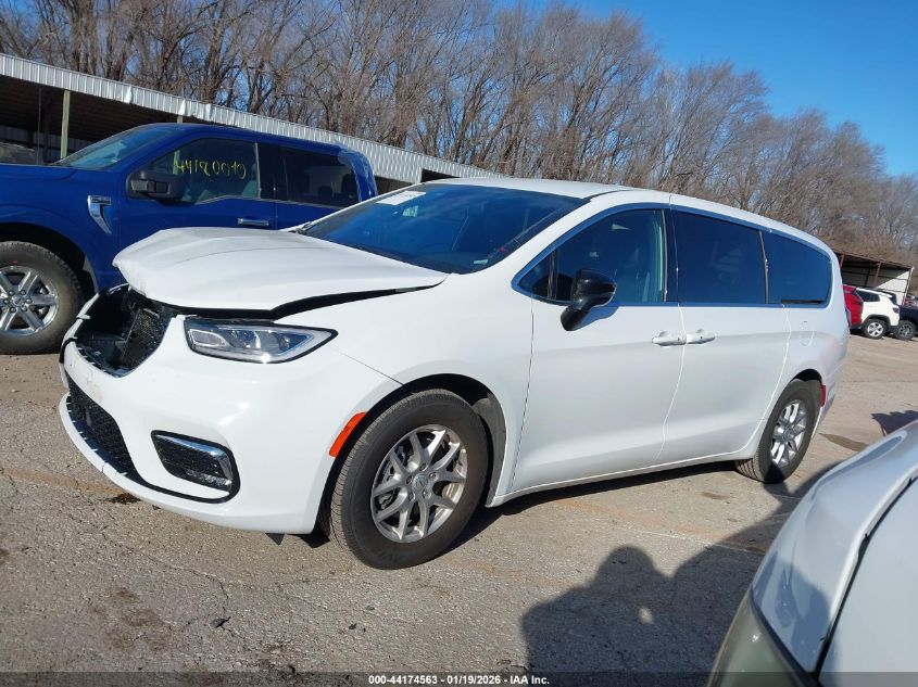 2026 Chrysler Pacifica - 2C4RC1BG8TR194074