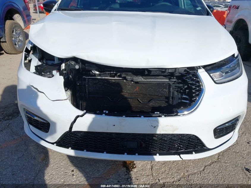 2026 Chrysler Pacifica - 2C4RC1BG8TR194074