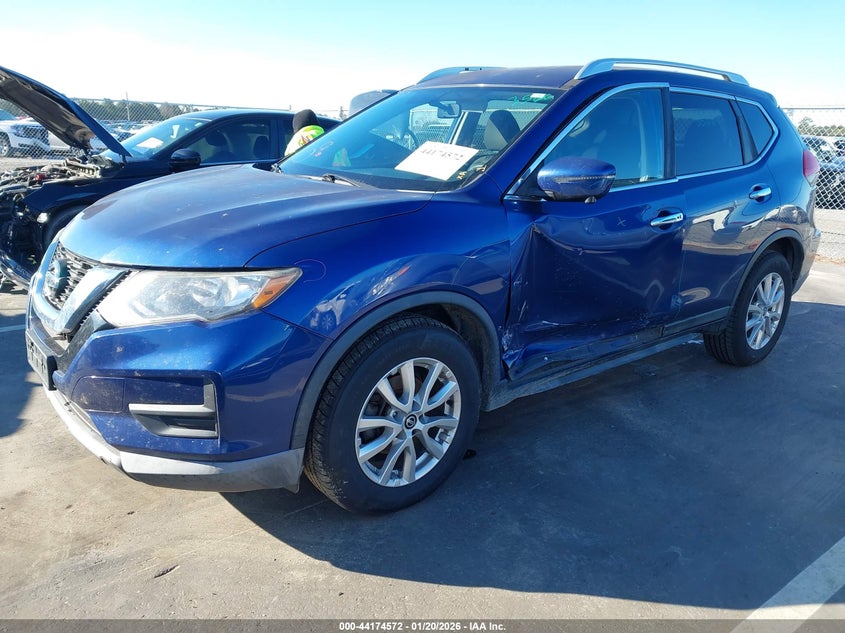 2017 Nissan Rogue Sv