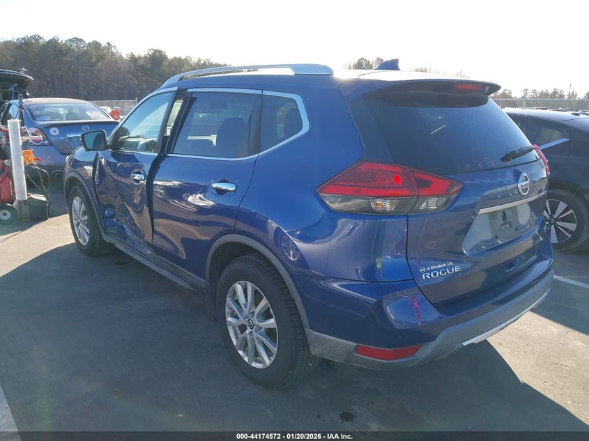 2017 Nissan Rogue Sv