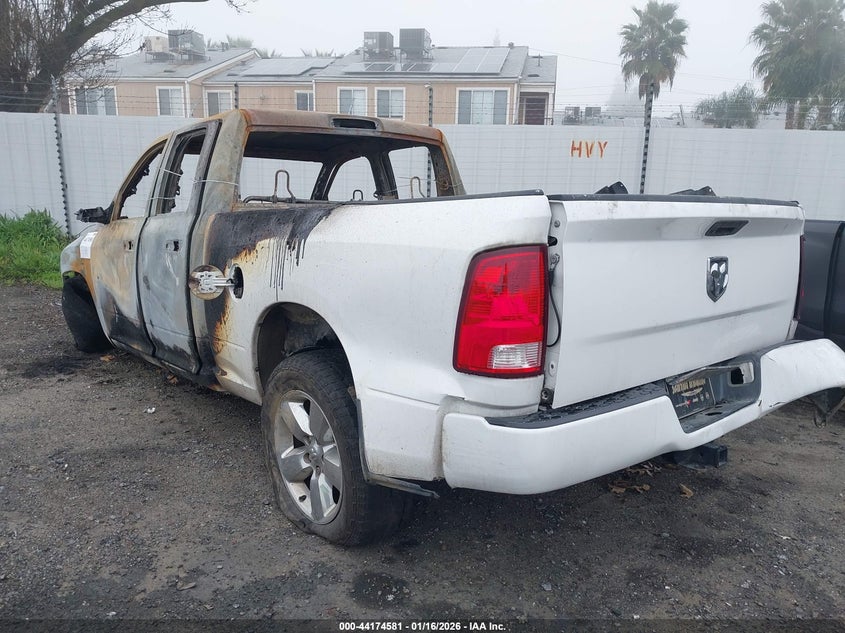 2019 Ram 1500 Classic Express 4X2 6'4 Box