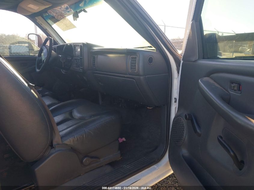 2004 Chevrolet Silverado 2500Hd Work Truck