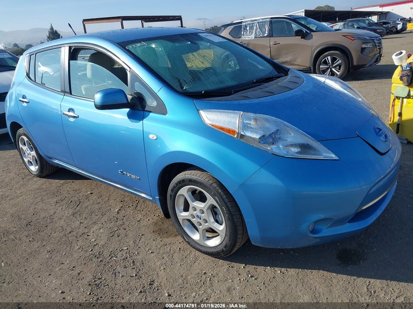 NISSAN LEAF SL