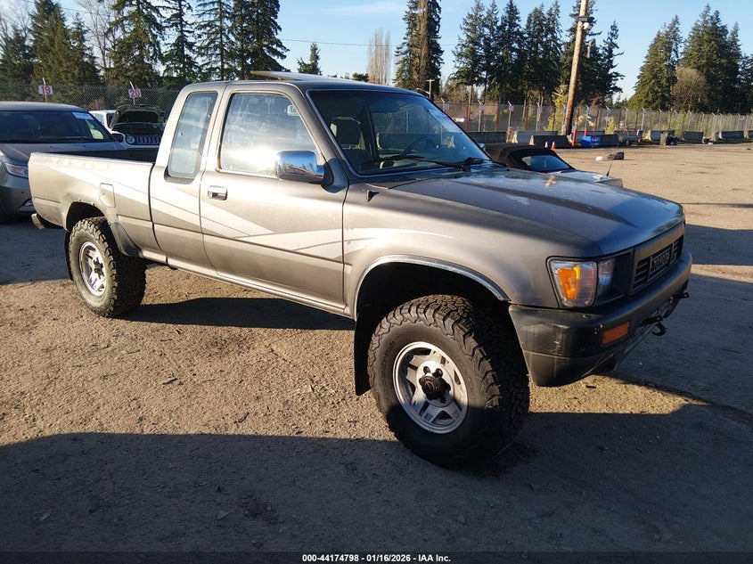 1989 TOYOTA PICKUP 1/2 TON EX LONG WHLBS SR5