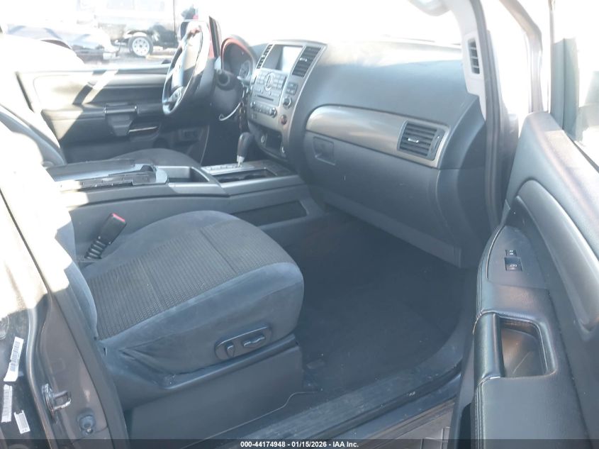 2013 Nissan Armada Sv