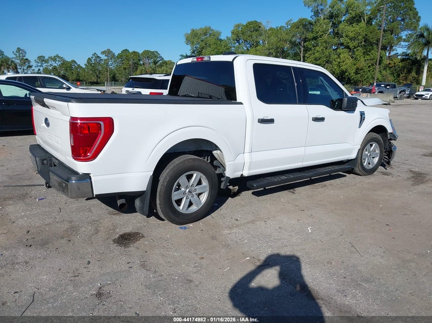 VIN 1FTEW1CP2NKE04674 2022 FORD F-150 XLT