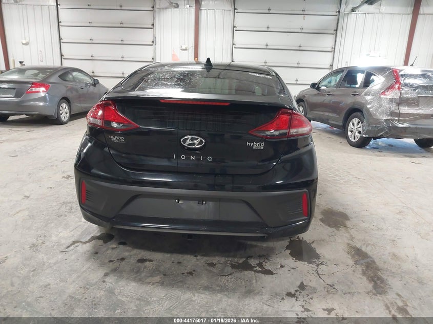 2017 Hyundai Ioniq Hybrid Blue VIN: KMHC65LC3HU025022 Lot: 44175017