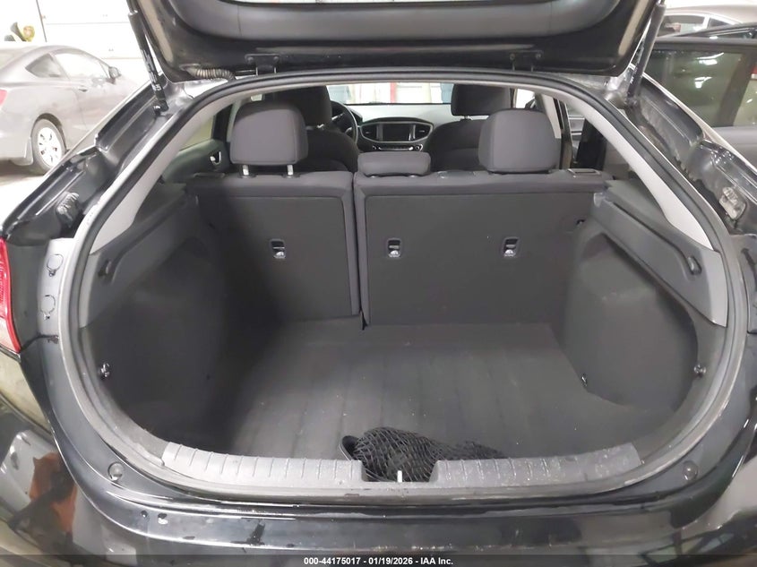 2017 Hyundai Ioniq Hybrid Blue VIN: KMHC65LC3HU025022 Lot: 44175017