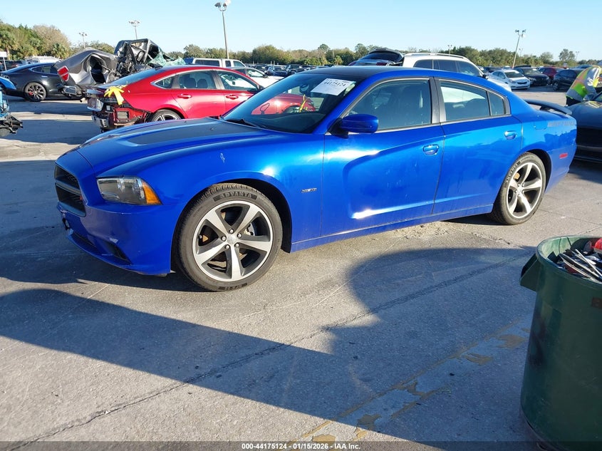 Vin: 2c3cdxct6dh654734, lot: 44671083, dodge charger road/track 20132