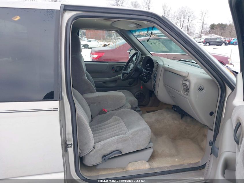 2000 Chevrolet S-10 Ls