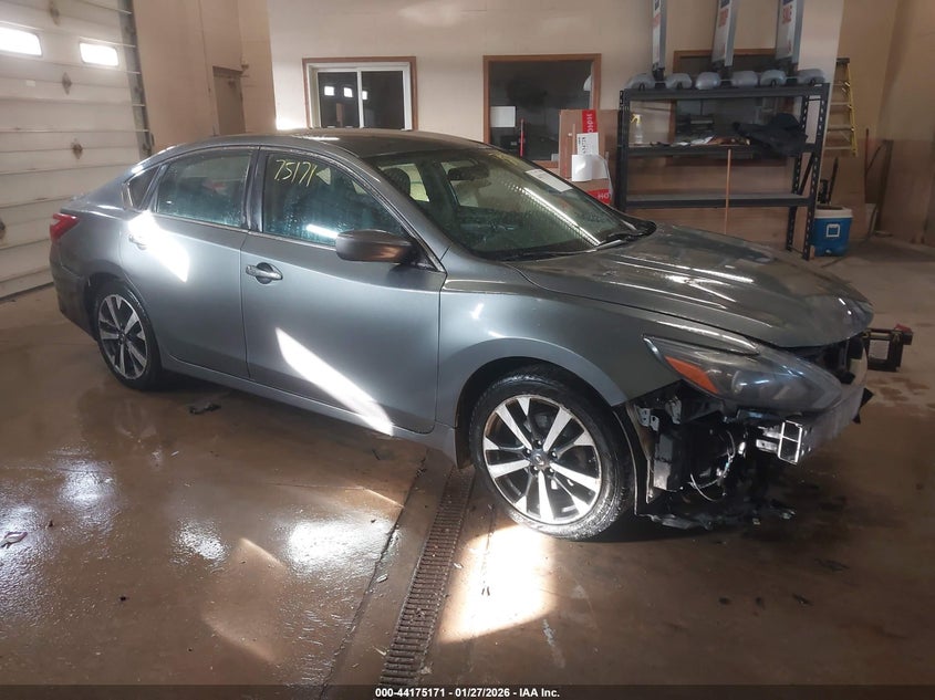 2016 Nissan Altima 2.5 Sr