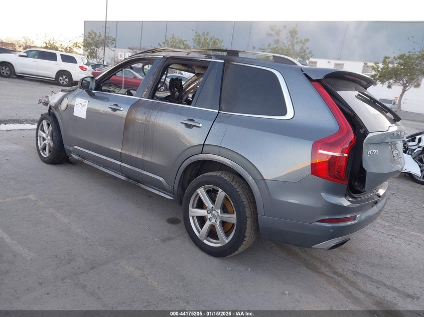 2019 Volvo Xc90 Hybrid T8 Momentum