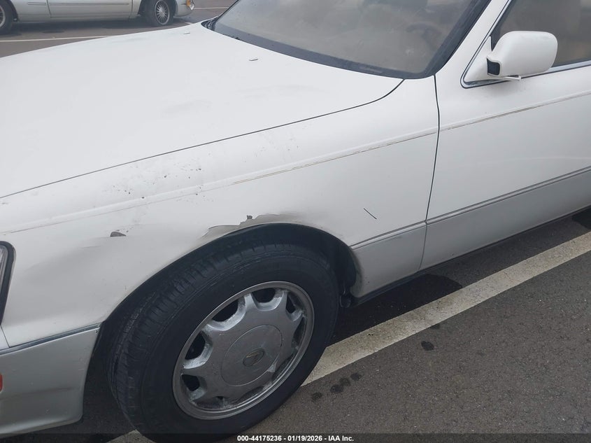 1990 Lexus Ls 400 VIN: JT8UF11E6L0002788 Lot: 44175236