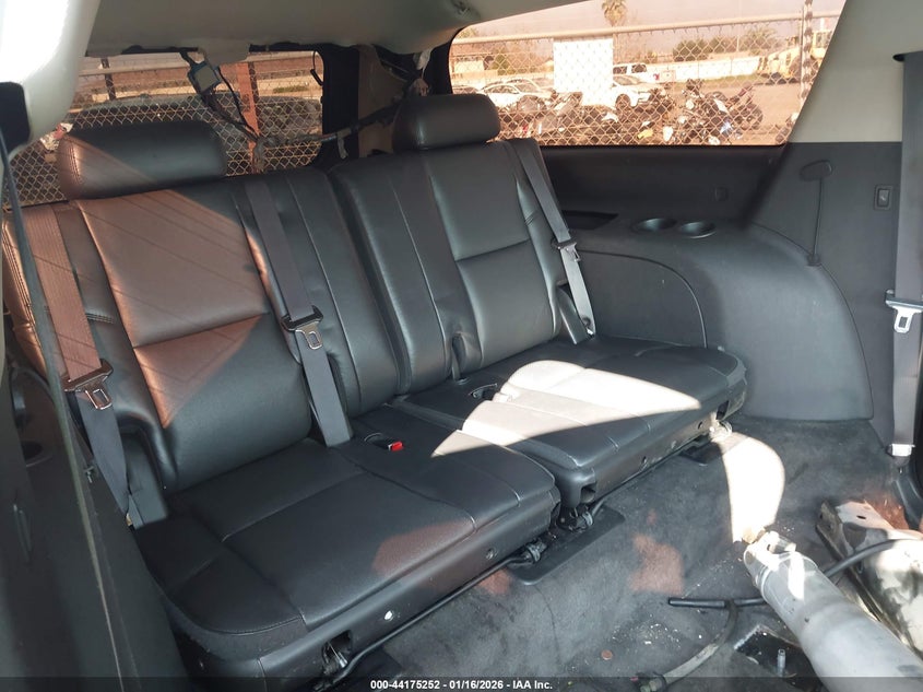 2010 Chevrolet Suburban 1500 Ltz VIN: 1GNUCKE03AR231539 Lot: 44175252