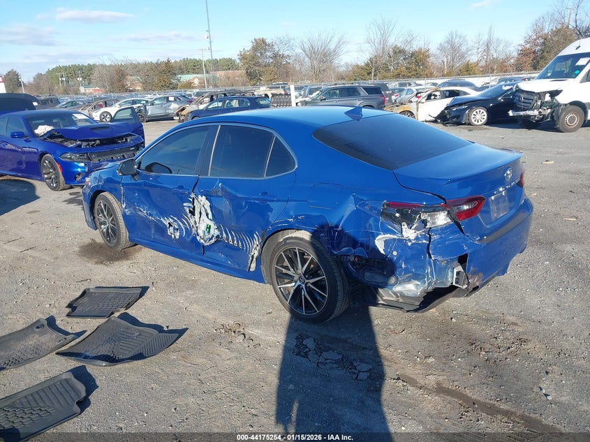 2023 Toyota Camry Se