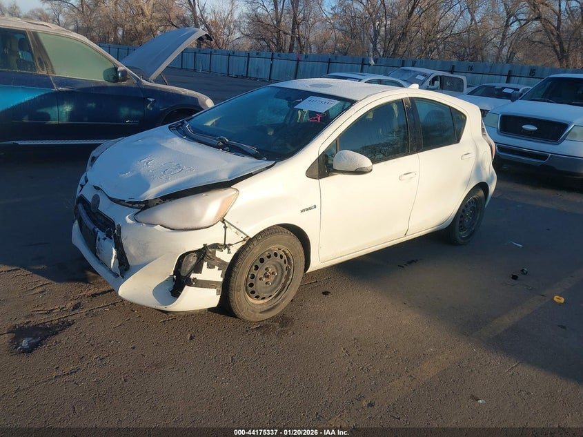 2016 Toyota Prius C Two
