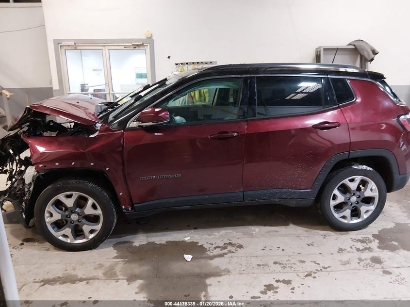 VIN 3C4NJDCB8LT216242 2020 JEEP COMPASS LIMITED 4X4