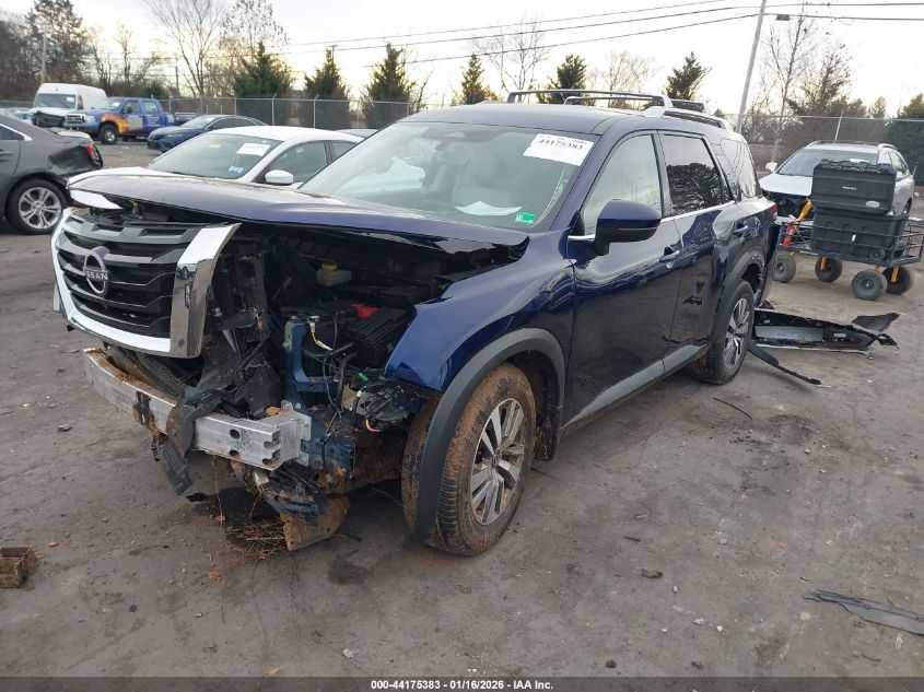 2023 Nissan Pathfinder Sl 4Wd