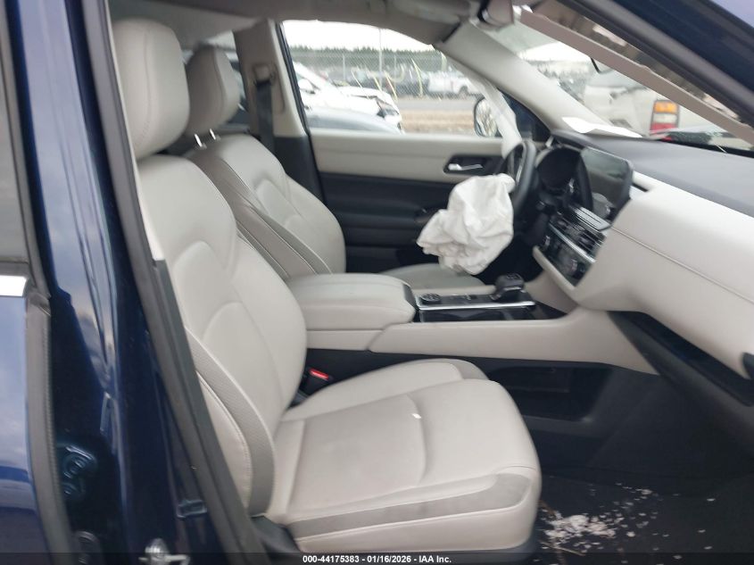 2023 Nissan Pathfinder Sl 4Wd