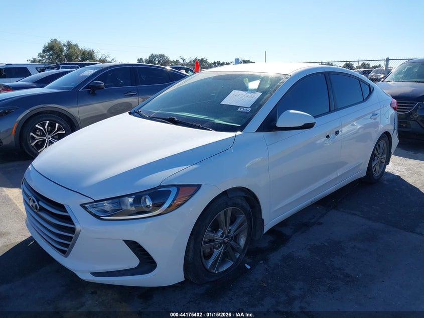 2018 HYUNDAI ELANTRA auction photo 2