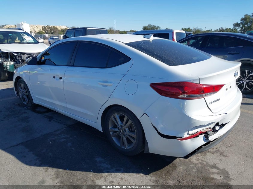 2018 HYUNDAI ELANTRA auction photo 3