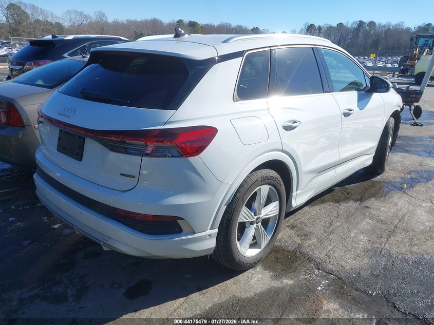 Vin: wa1lubfz0rp057915, lot: 44671438, audi q4 e-tron premium plus 55 quattro 20244