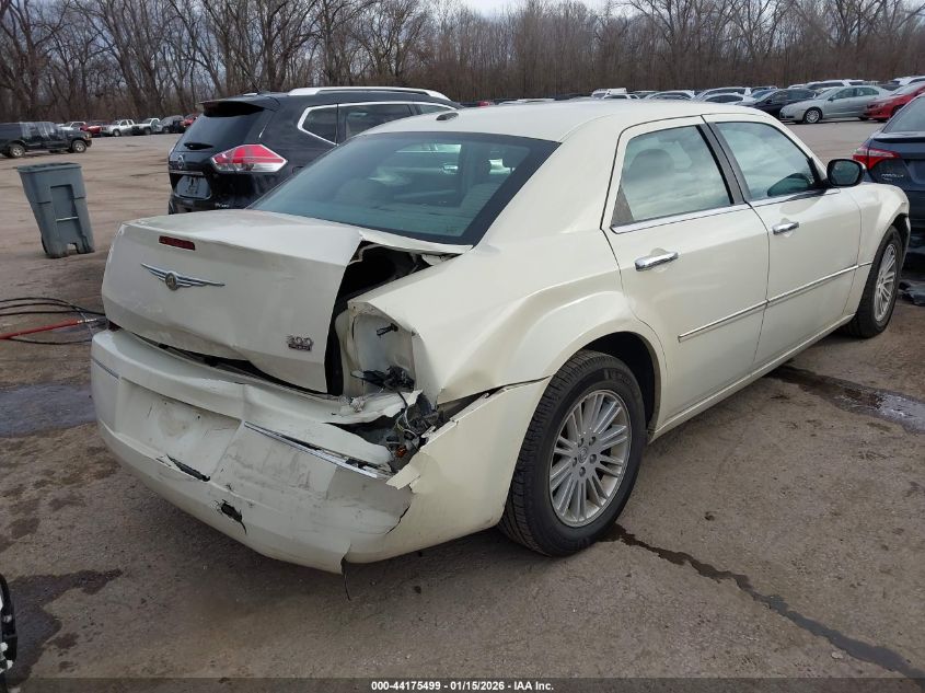 2010 Chrysler 300 Touring Plus