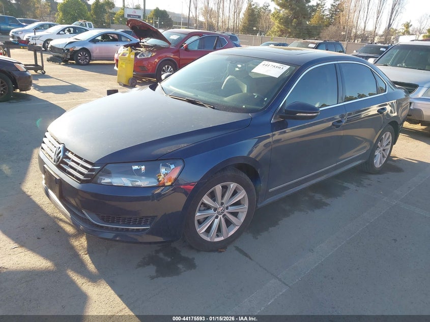 2012 Volkswagen Passat 2.5L Sel