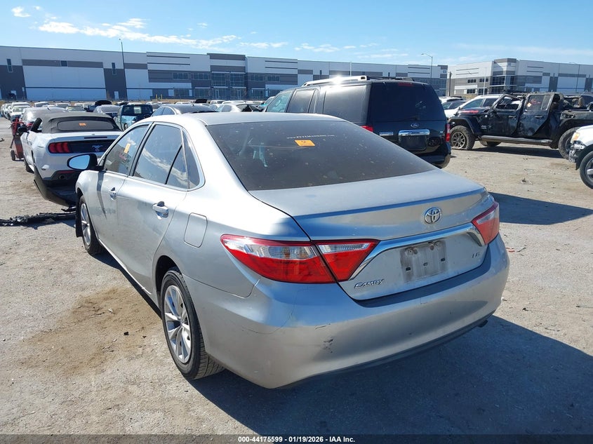 2016 Toyota Camry Le