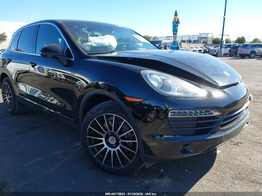 WP1AA2A25CLA00543 PORSCHE CAYENNE Photo 1