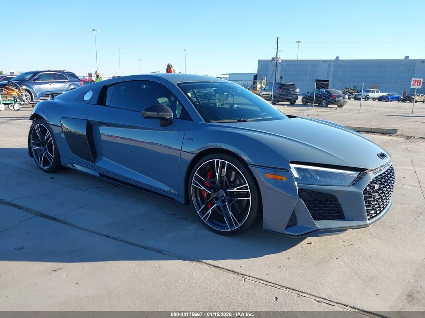 AUDI R8 V10 PERFORMANCE QUATTRO S TRONIC