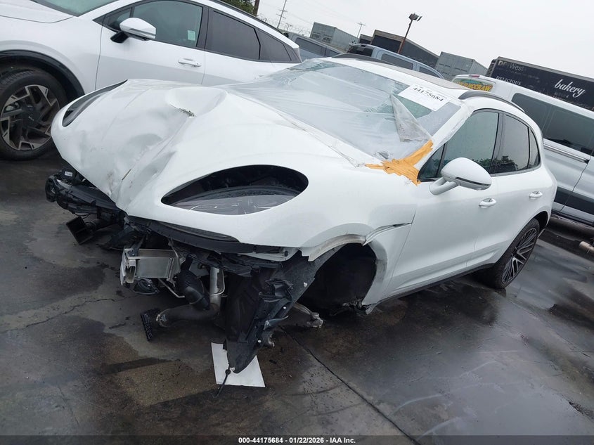 VIN WP1AA2A57SLB04590 2025 PORSCHE MACAN T