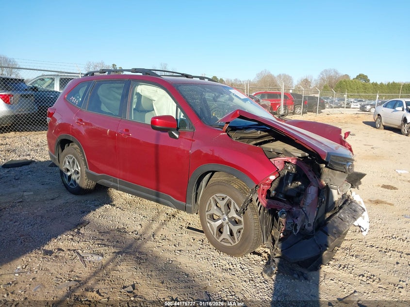 2023 Subaru Forester Premium