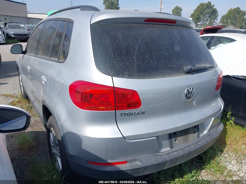 2016 Volkswagen Tiguan S