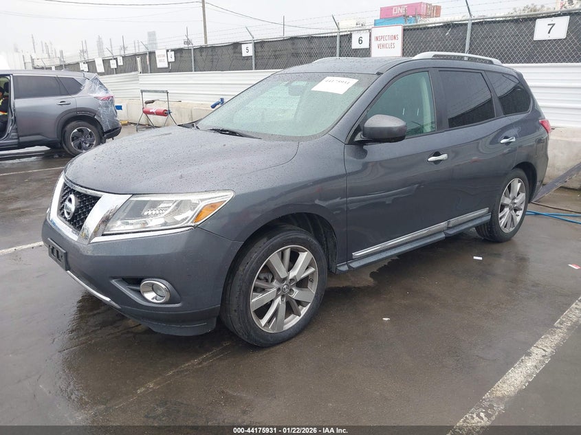2013 Nissan Pathfinder Platinum