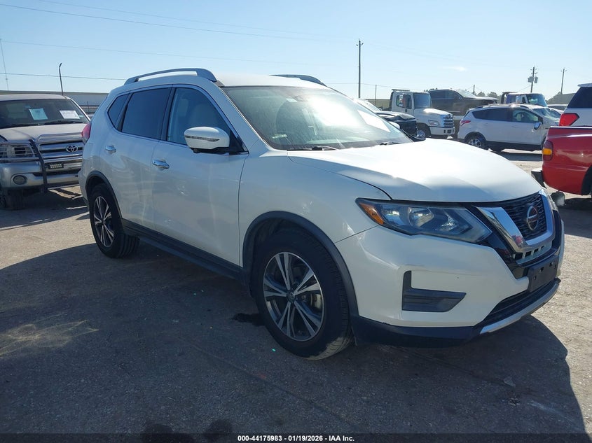 2019 Nissan Rogue Sv