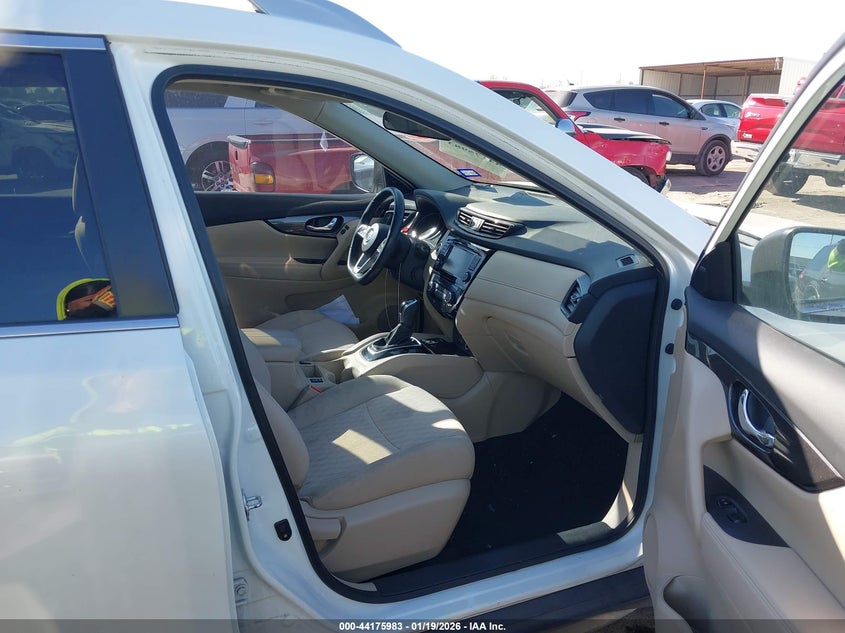 2019 Nissan Rogue Sv