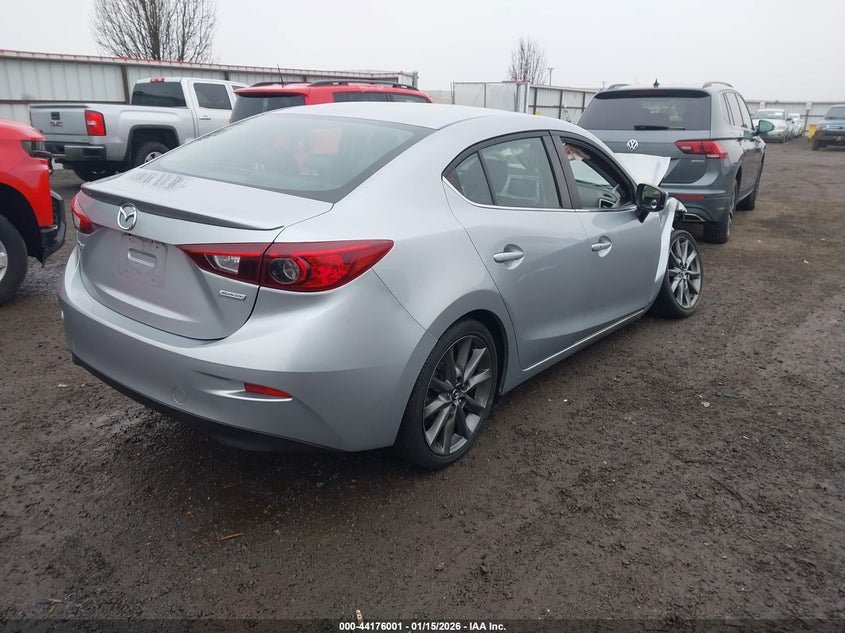 2018 Mazda Mazda3 Touring