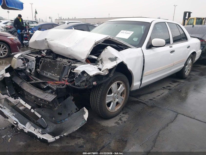 2011 Ford Crown Victoria Lx