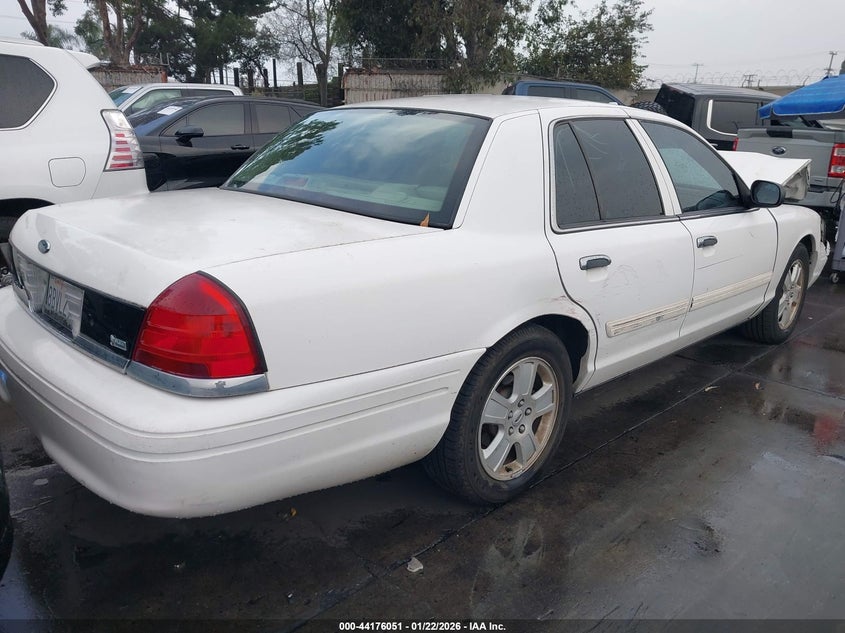 2011 Ford Crown Victoria Lx