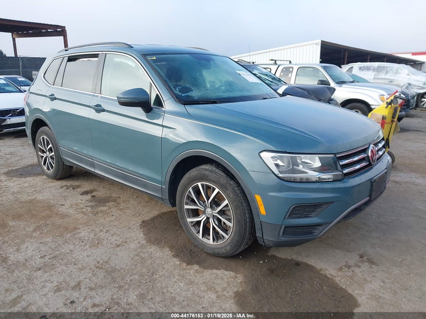 3VV2B7AX8KM113011 2019 Volkswagen Tiguan 2.0T Se/2.0T Sel/2.0T Sel R-Line/2.0T Sel R-Line Black auction photo 1