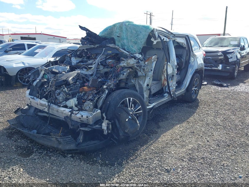 2019 Toyota Highlander Le Plus