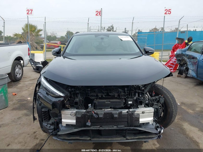 2025 Audi Q6 E-Tron Premium Plus Quattro VIN: WA124BGF7SA017999 Lot: 44176343