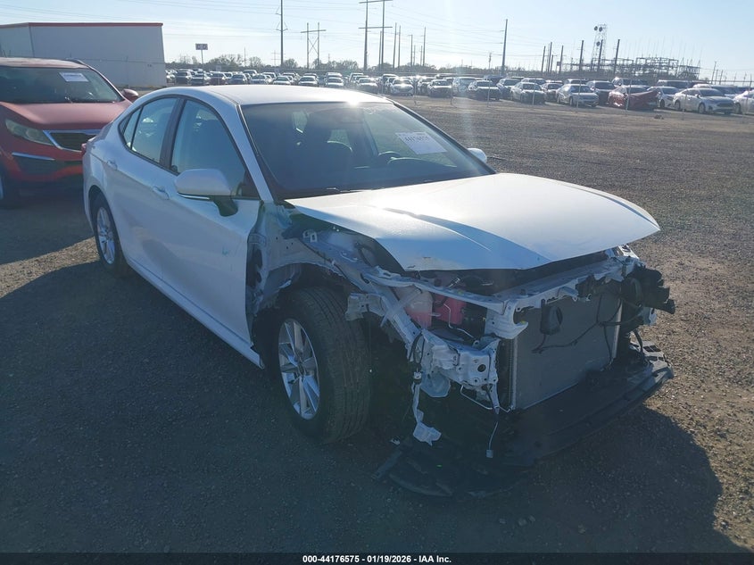 2026 Toyota Camry Le