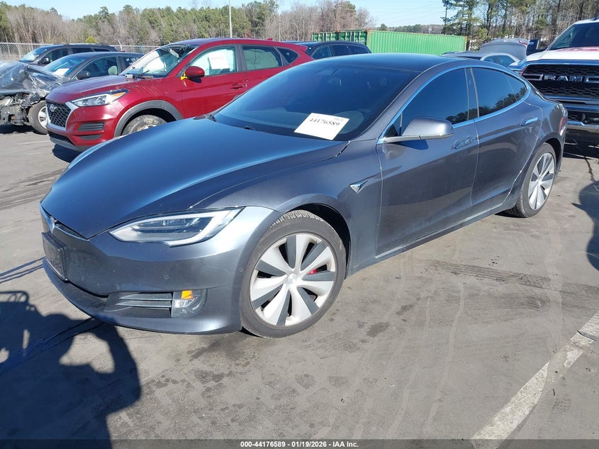 Vin: 5yjsa1e44mf427888, lot: 44672548, tesla model s performance dual motor all-wheel drive 20212
